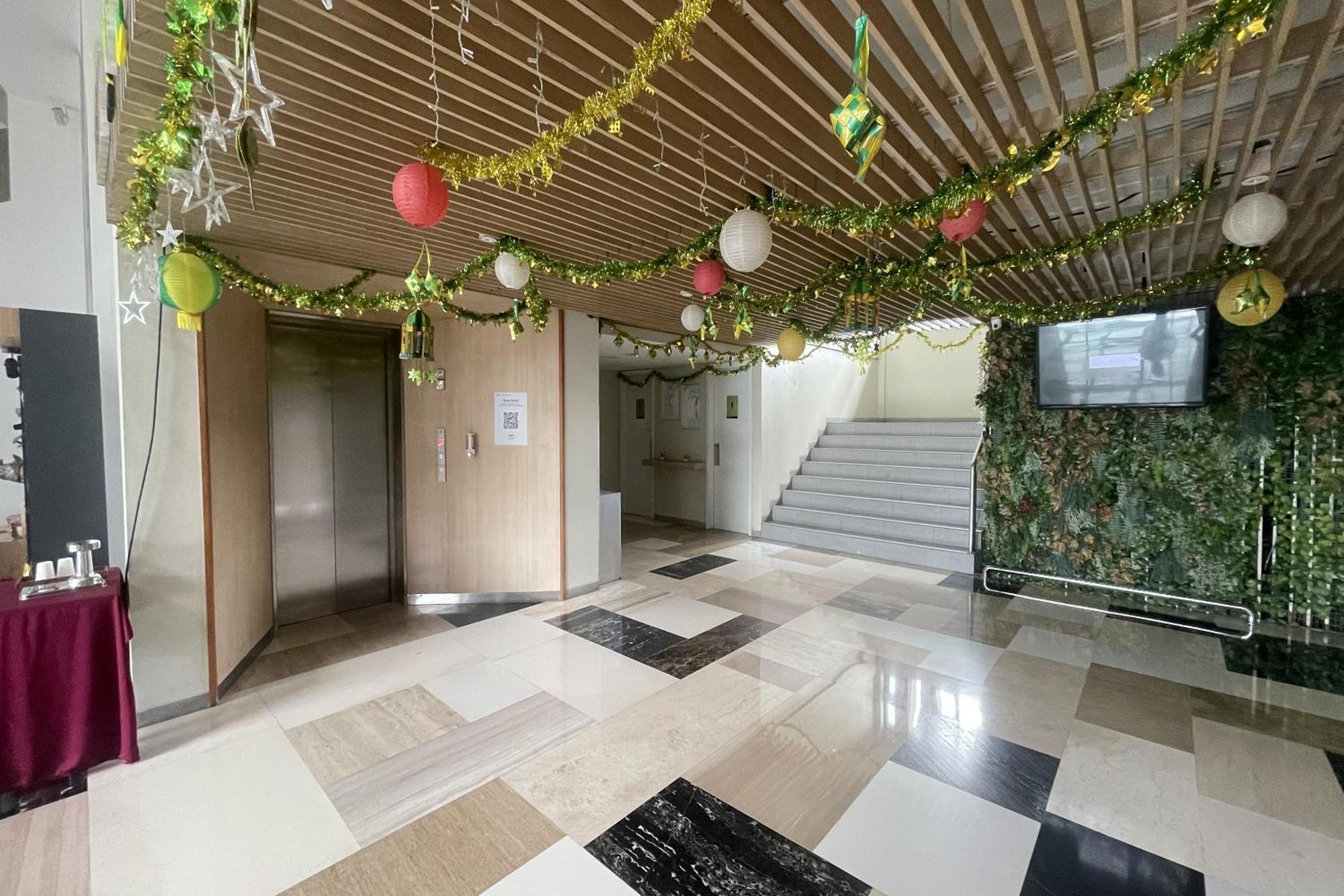 Lemo Hotel Serpong Tangerang Exterior photo