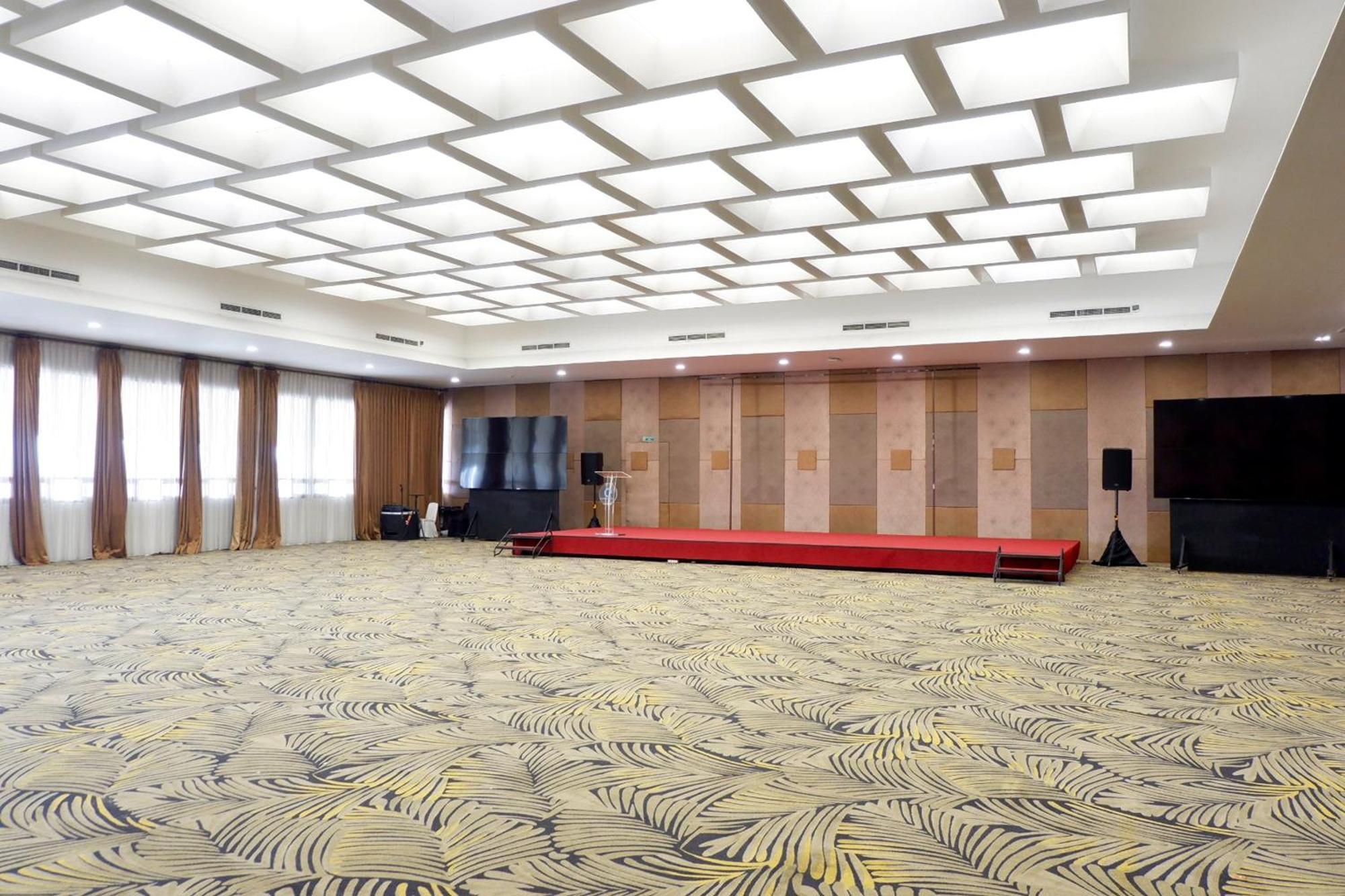 Lemo Hotel Serpong Tangerang Exterior photo